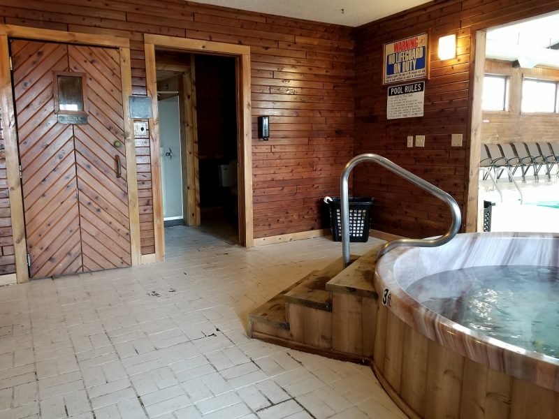 adult area sauna and hot tub
